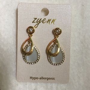 Costume jewelry brand new